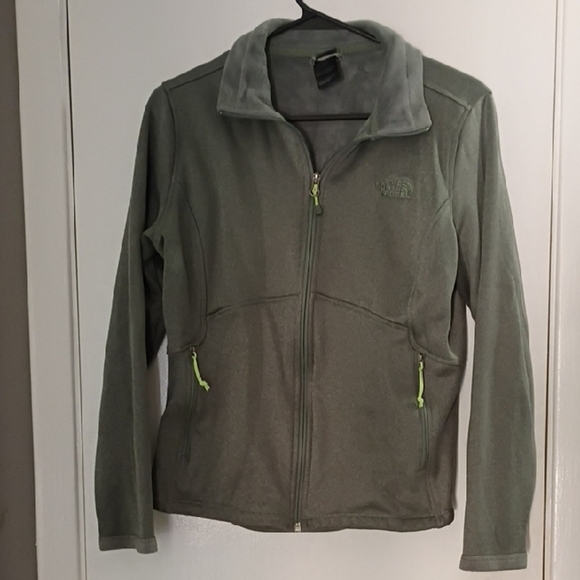 The North Face Jackets & Blazers - The North Face Women's Olive Green Fleece Jacket